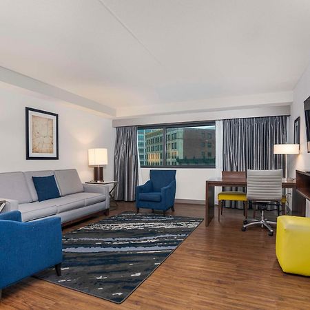 Embassy Suites By Hilton Indianapolis Downtown Ngoại thất bức ảnh