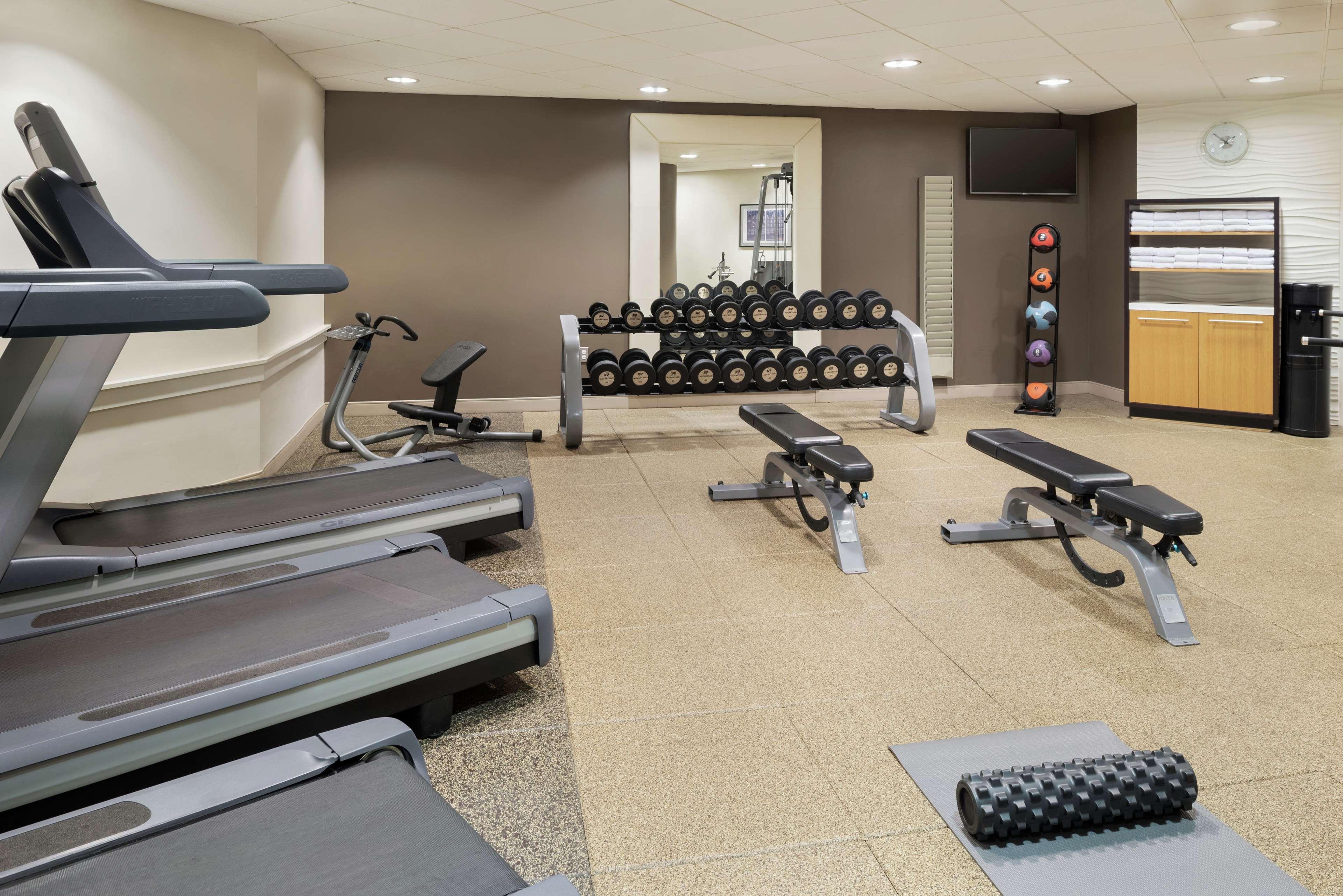 Embassy Suites By Hilton Indianapolis Downtown Ngoại thất bức ảnh