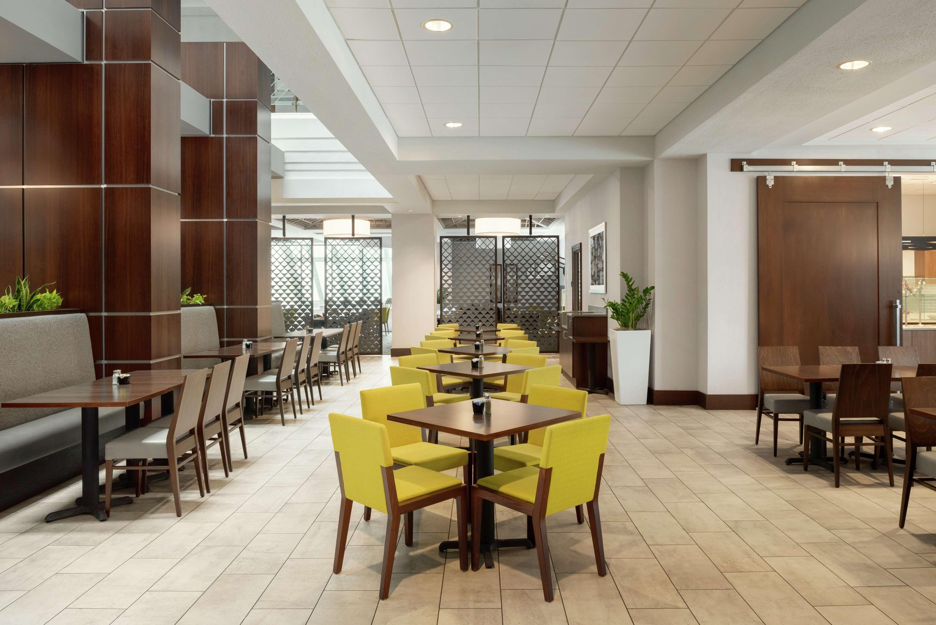 Embassy Suites By Hilton Indianapolis Downtown Ngoại thất bức ảnh