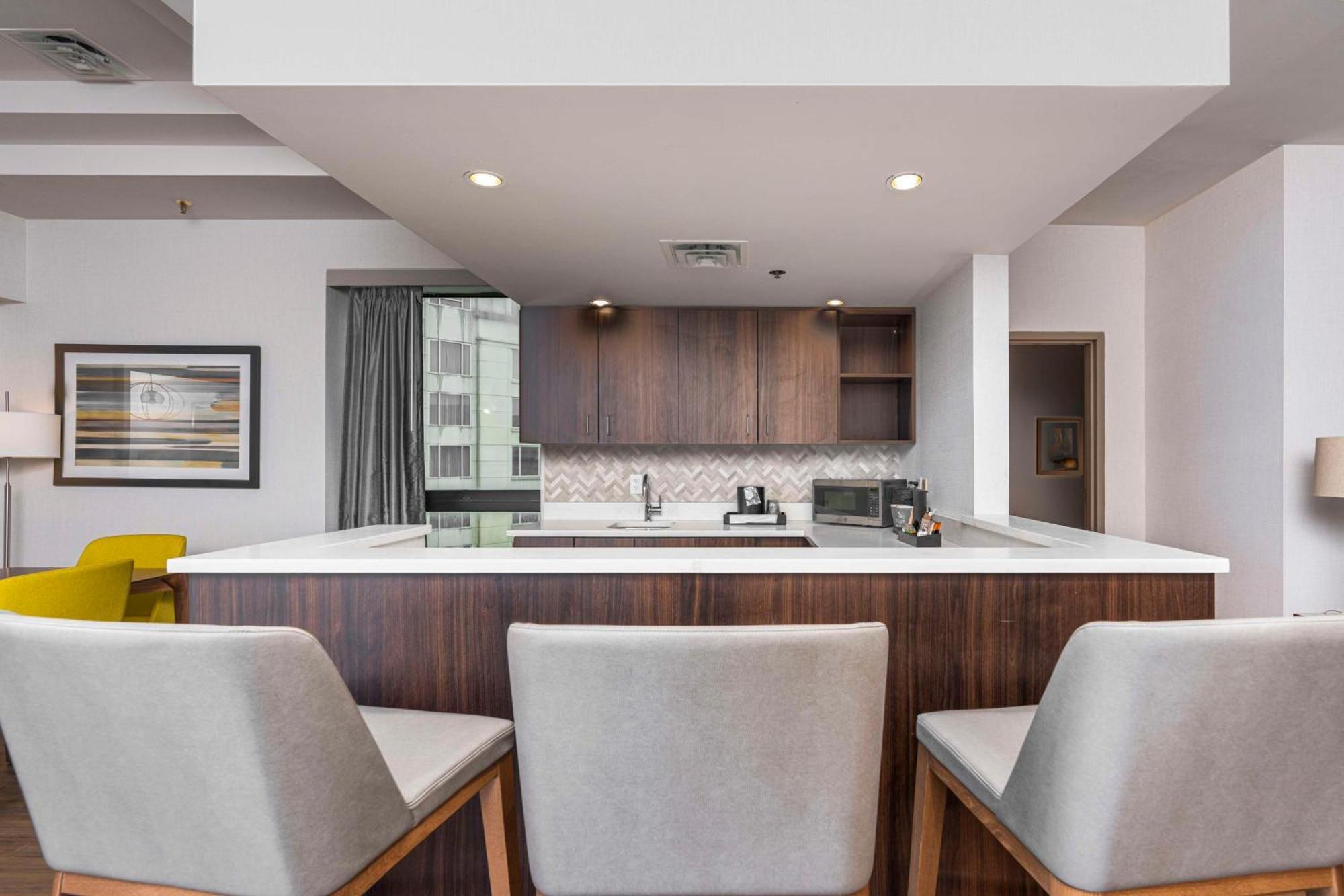 Embassy Suites By Hilton Indianapolis Downtown Ngoại thất bức ảnh