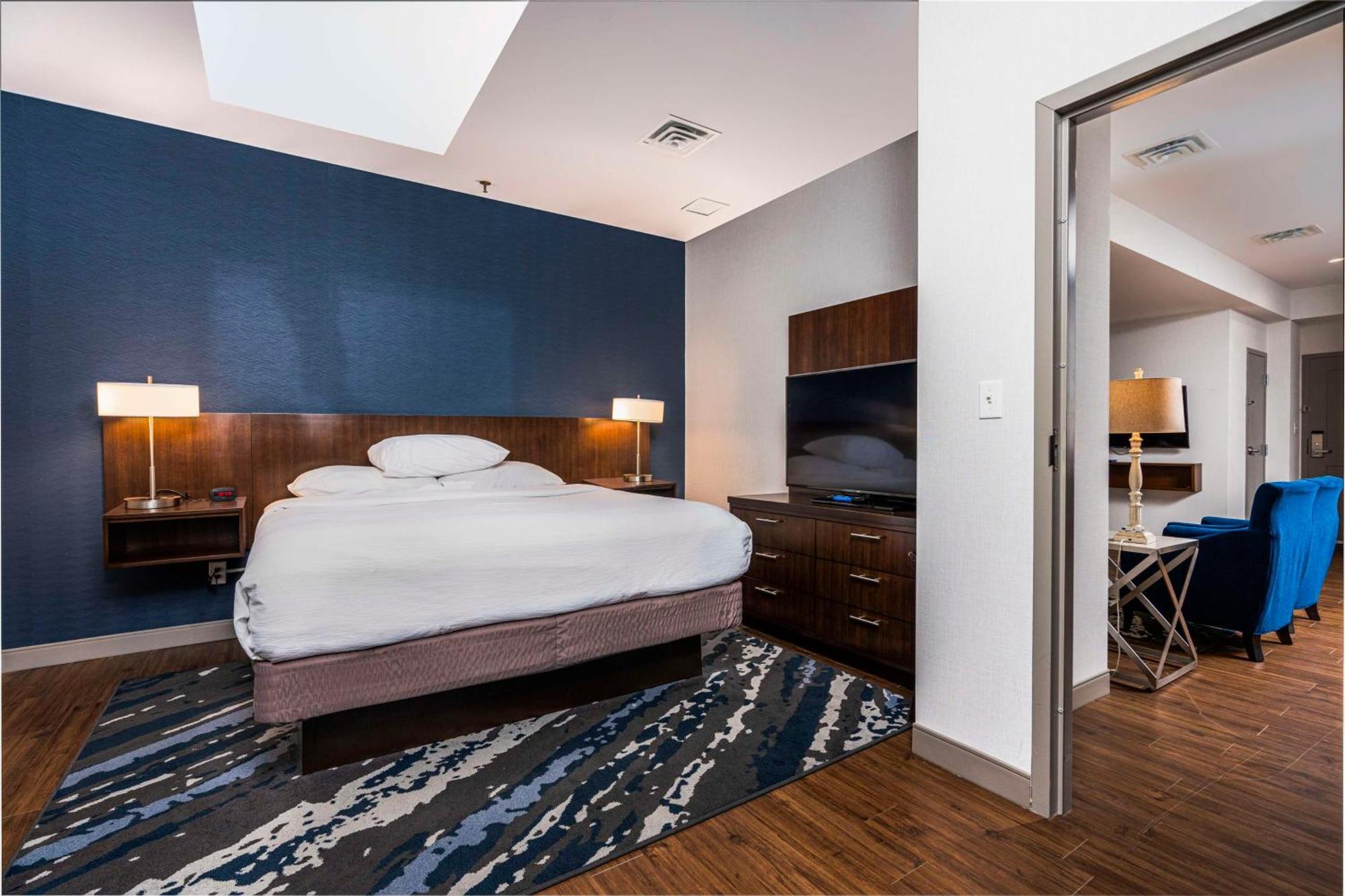 Embassy Suites By Hilton Indianapolis Downtown Ngoại thất bức ảnh
