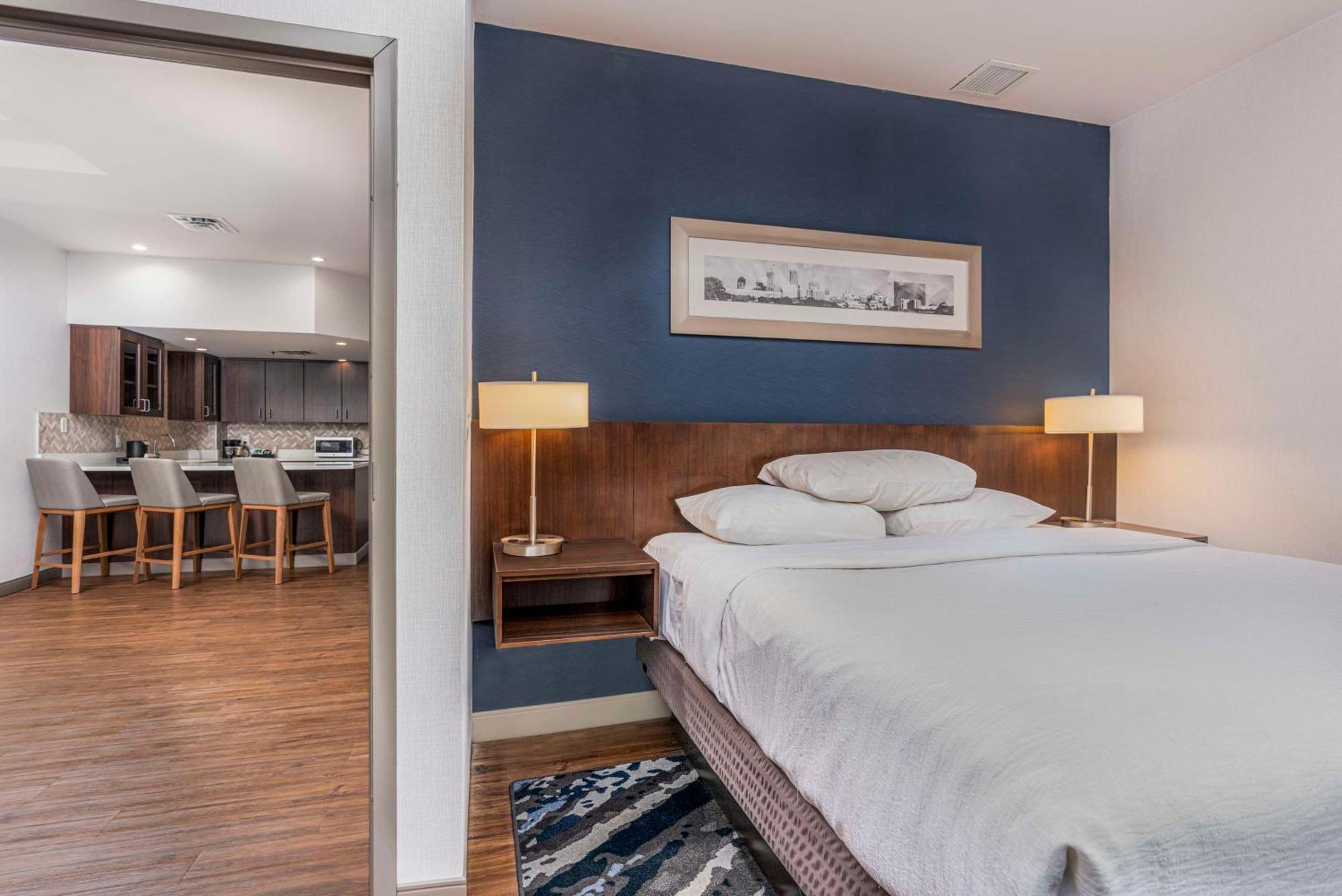 Embassy Suites By Hilton Indianapolis Downtown Ngoại thất bức ảnh